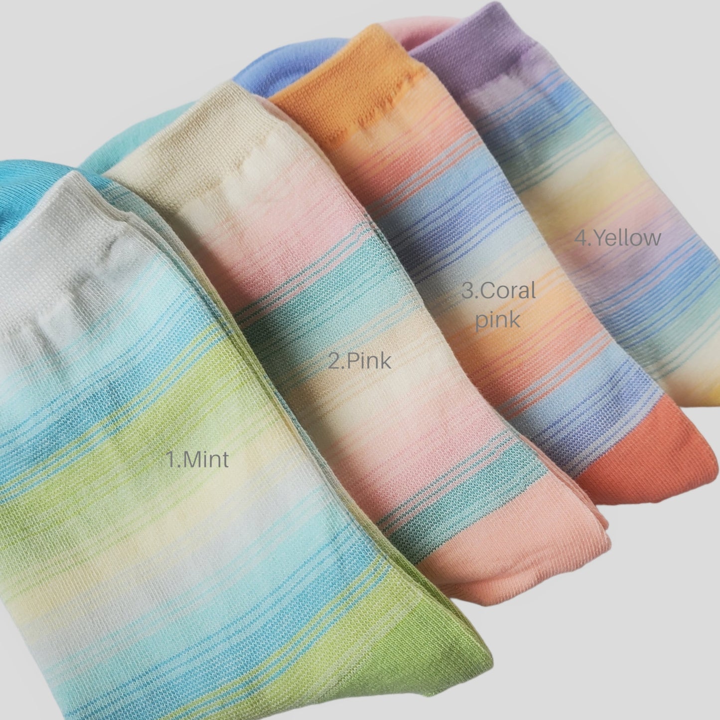 Lovely Colour Gradation Women's Cotton Socks [4 Colours available]