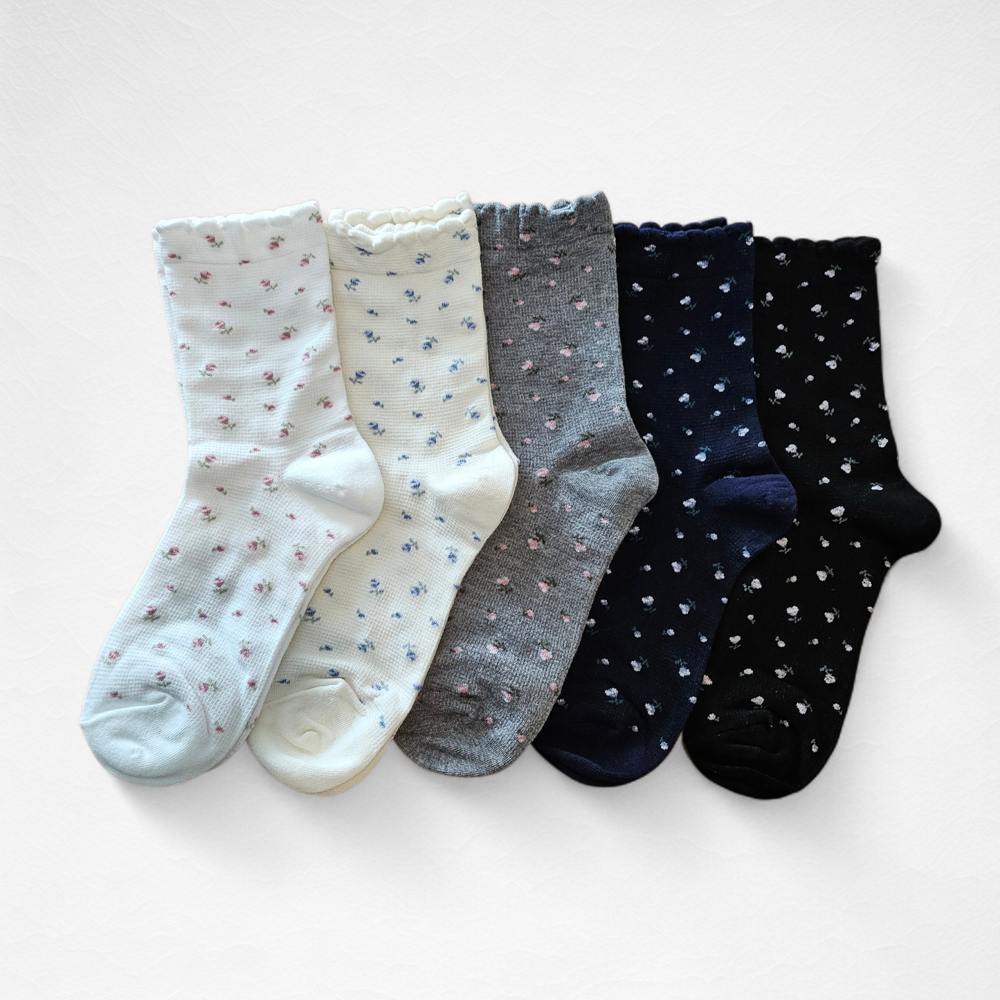 Little Flower Pattern Women’s Cotton Socks [5 Colours available]